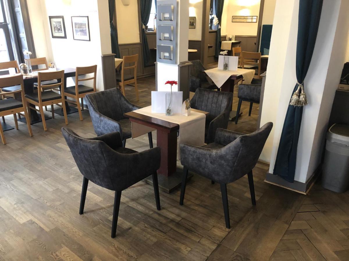 Cafe & Hotel Knoesel Χαϊδελβέργη Εξωτερικό φωτογραφία